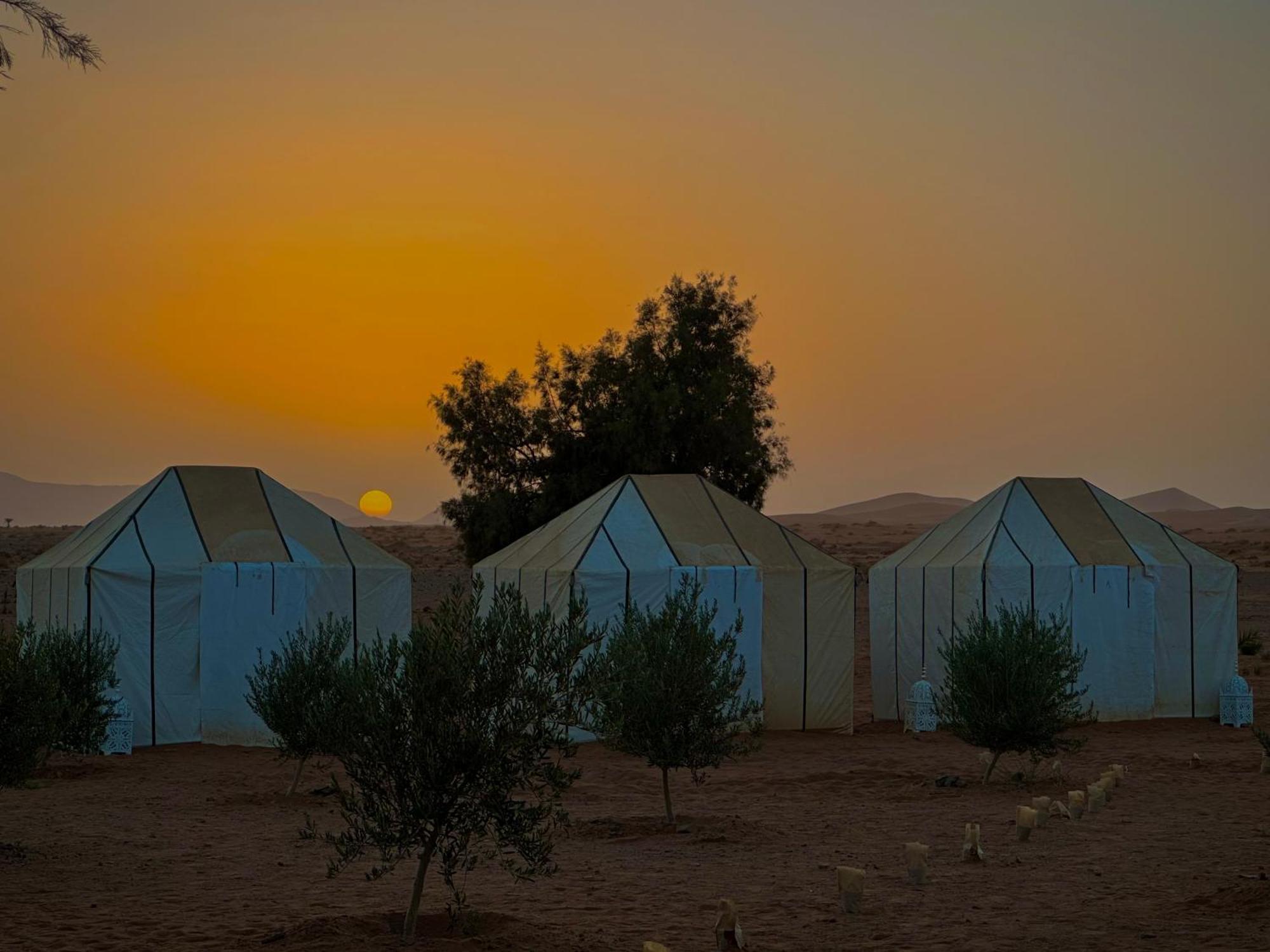Porte De Sahara Ouzina Екстериор снимка