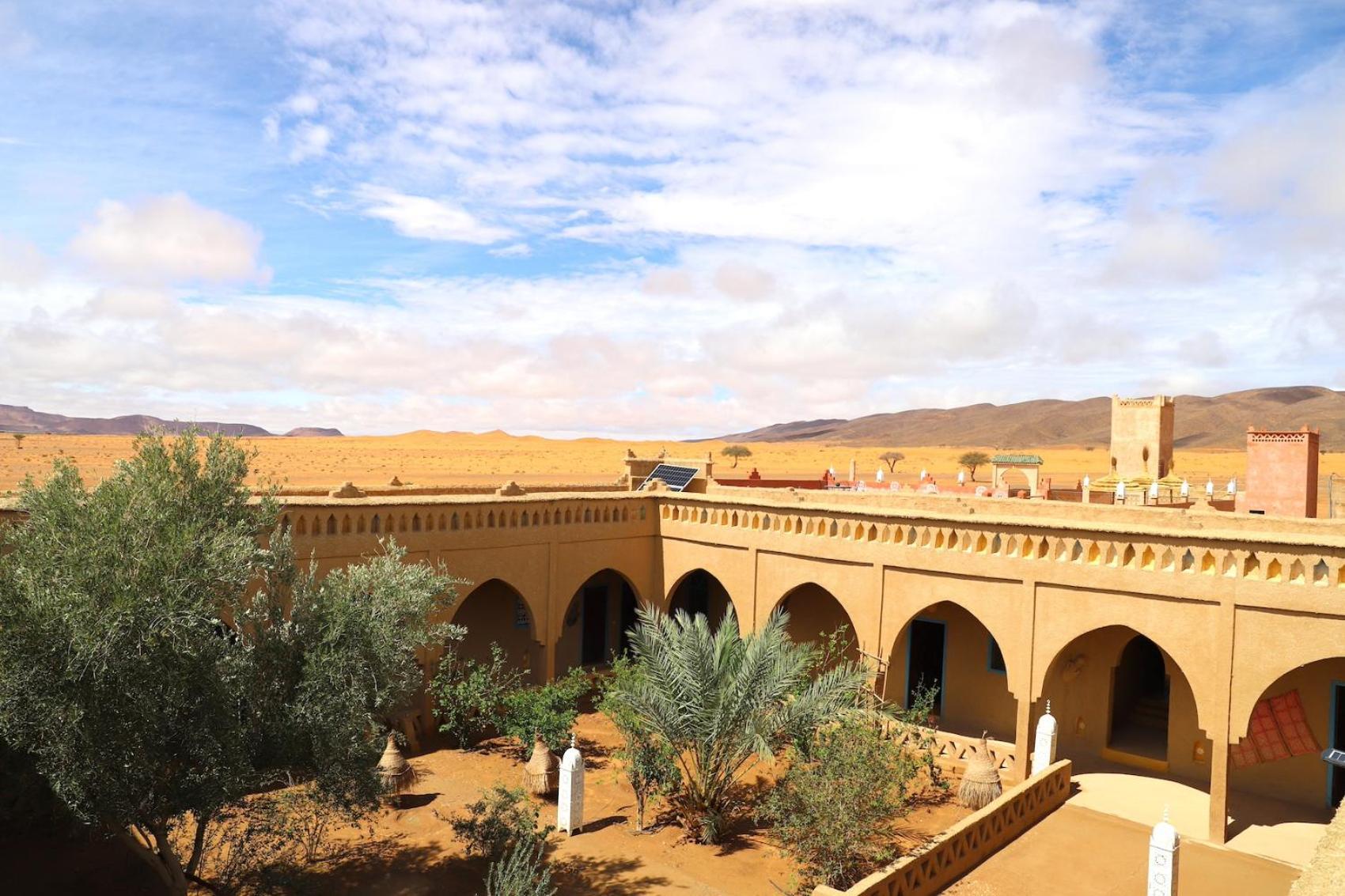 Porte De Sahara Ouzina Екстериор снимка